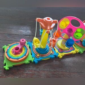 Vintage 1970s Kenner Tree
Tots Amusement Park